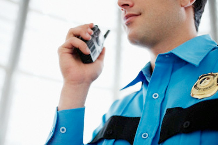 contratar una empresa de seguridad privada